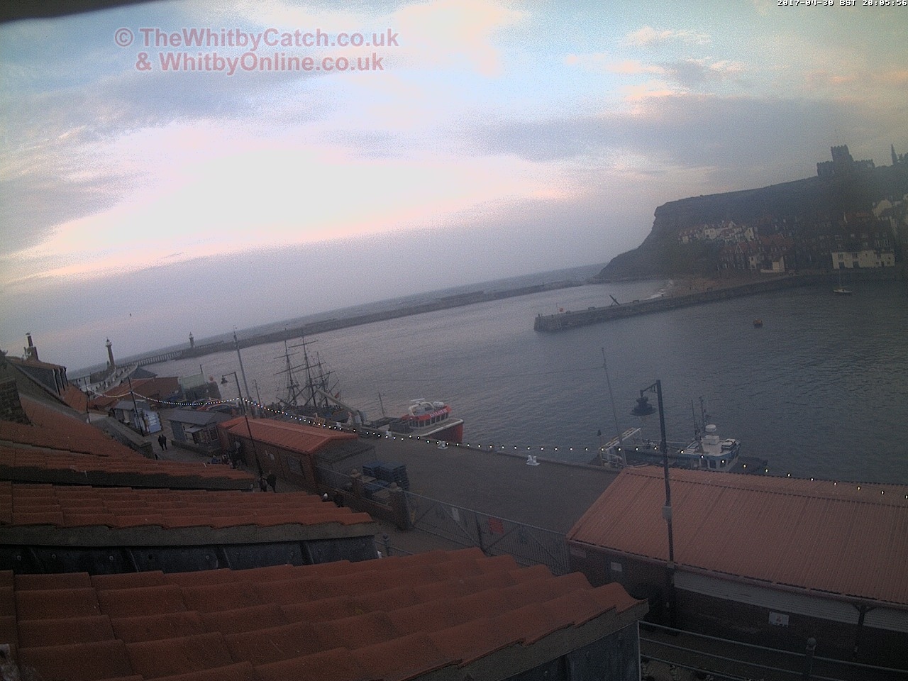 Whitby Sun 30th April 2017 20:06.