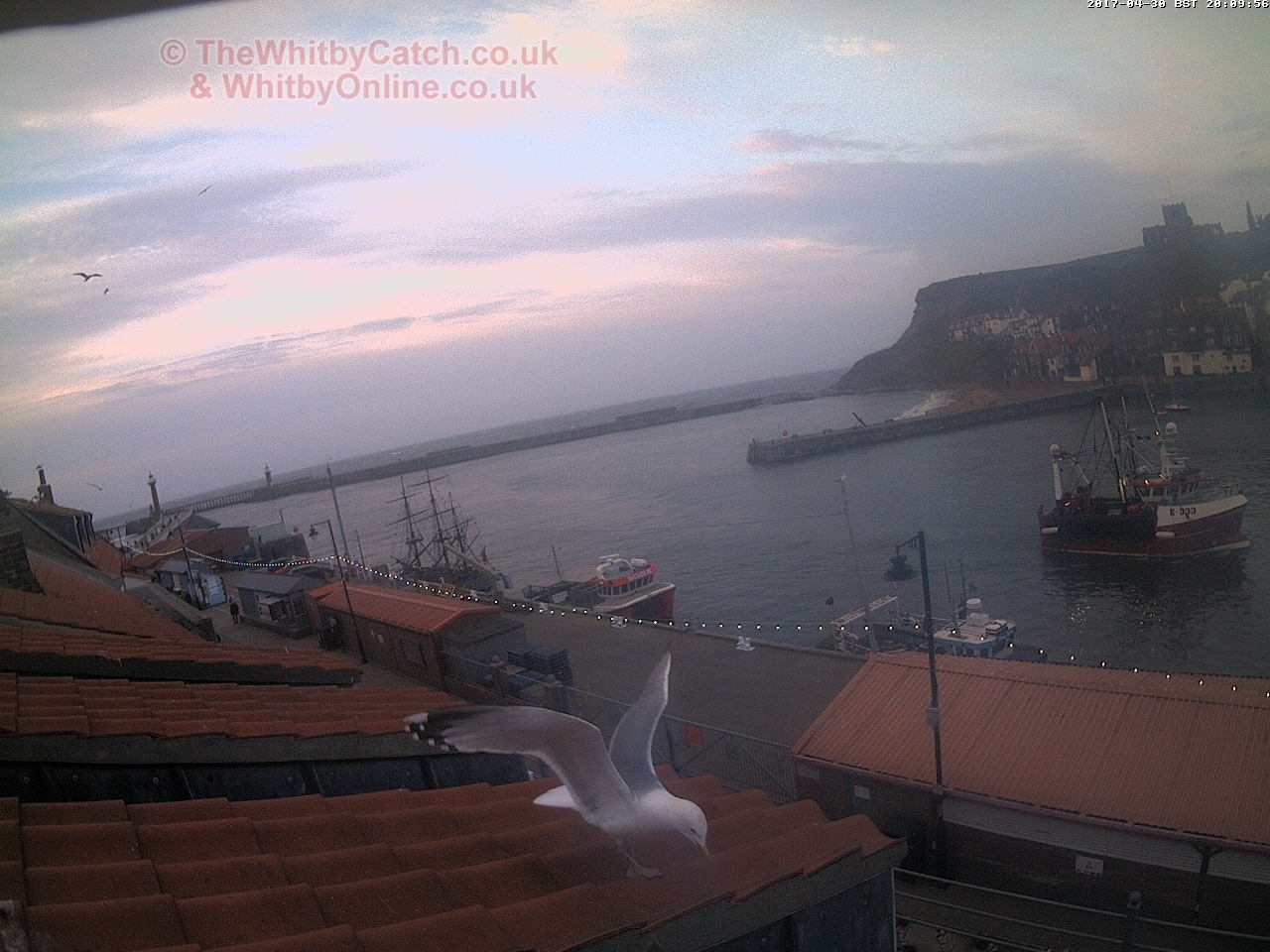 Whitby Sun 30th April 2017 20:10.