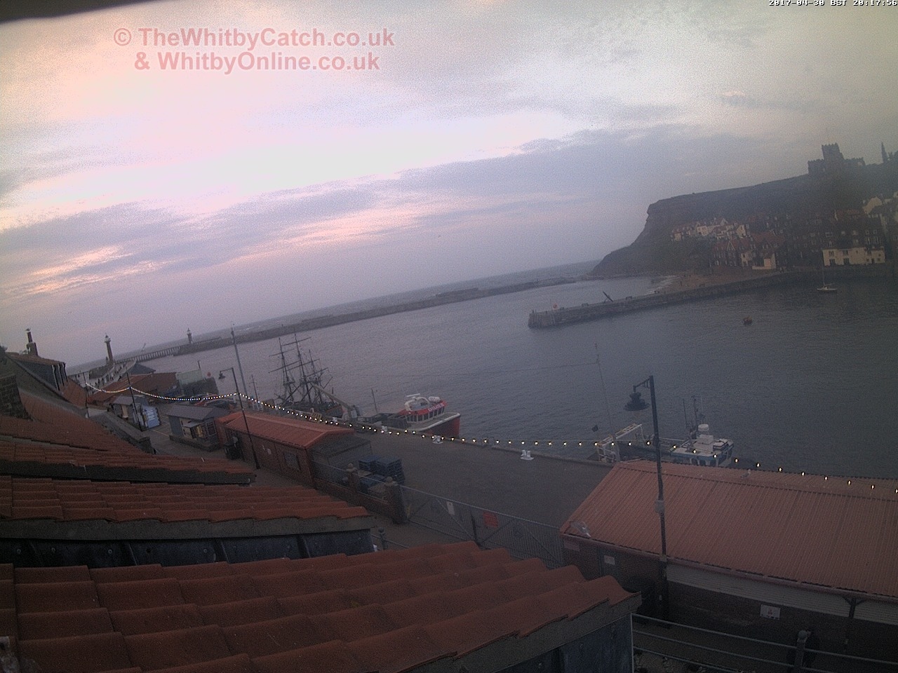 Whitby Sun 30th April 2017 20:18.