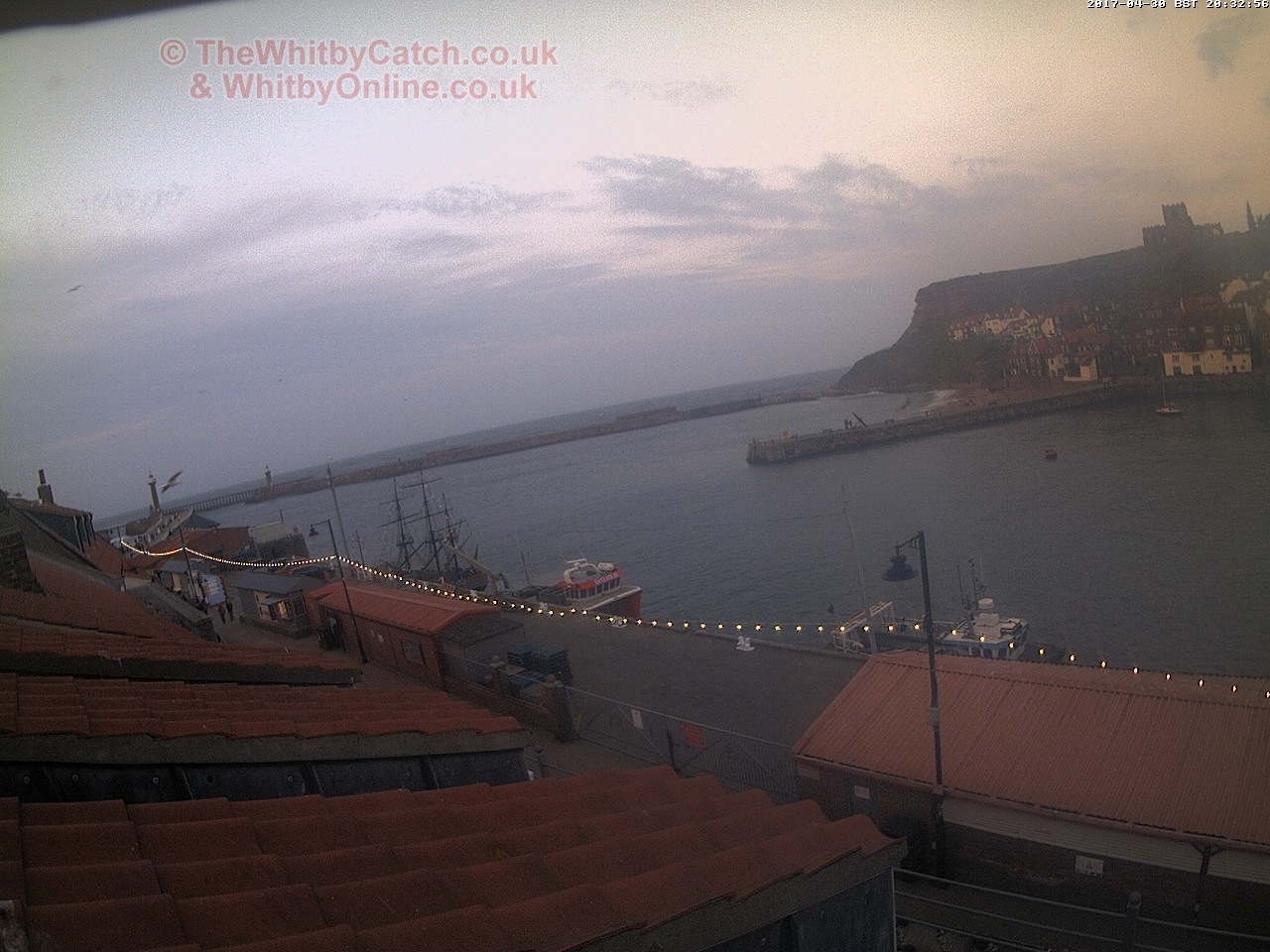 Whitby Sun 30th April 2017 20:33.