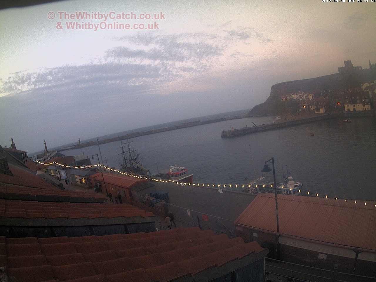 Whitby Sun 30th April 2017 20:42.