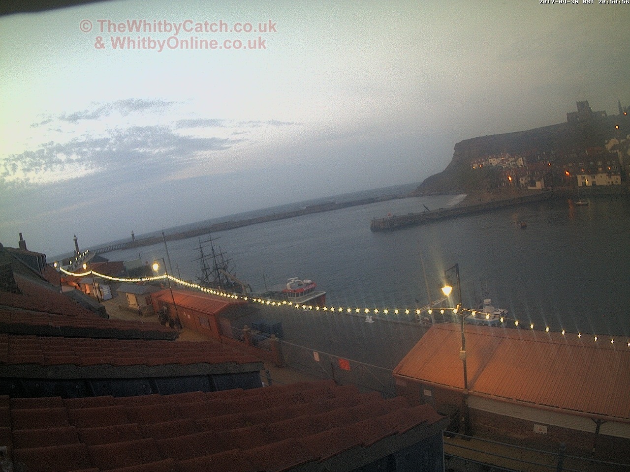 Whitby Sun 30th April 2017 20:51.