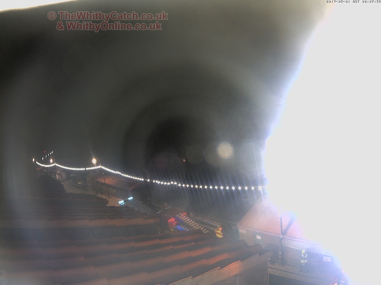 Whitby Mon 1st May 2017 00:08.