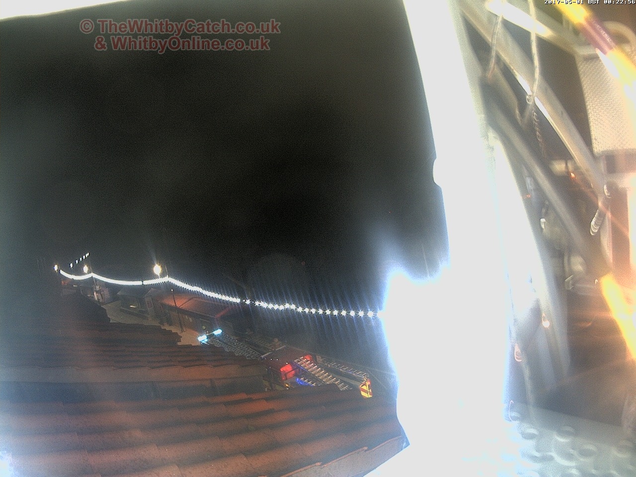 Whitby Mon 1st May 2017 00:23.