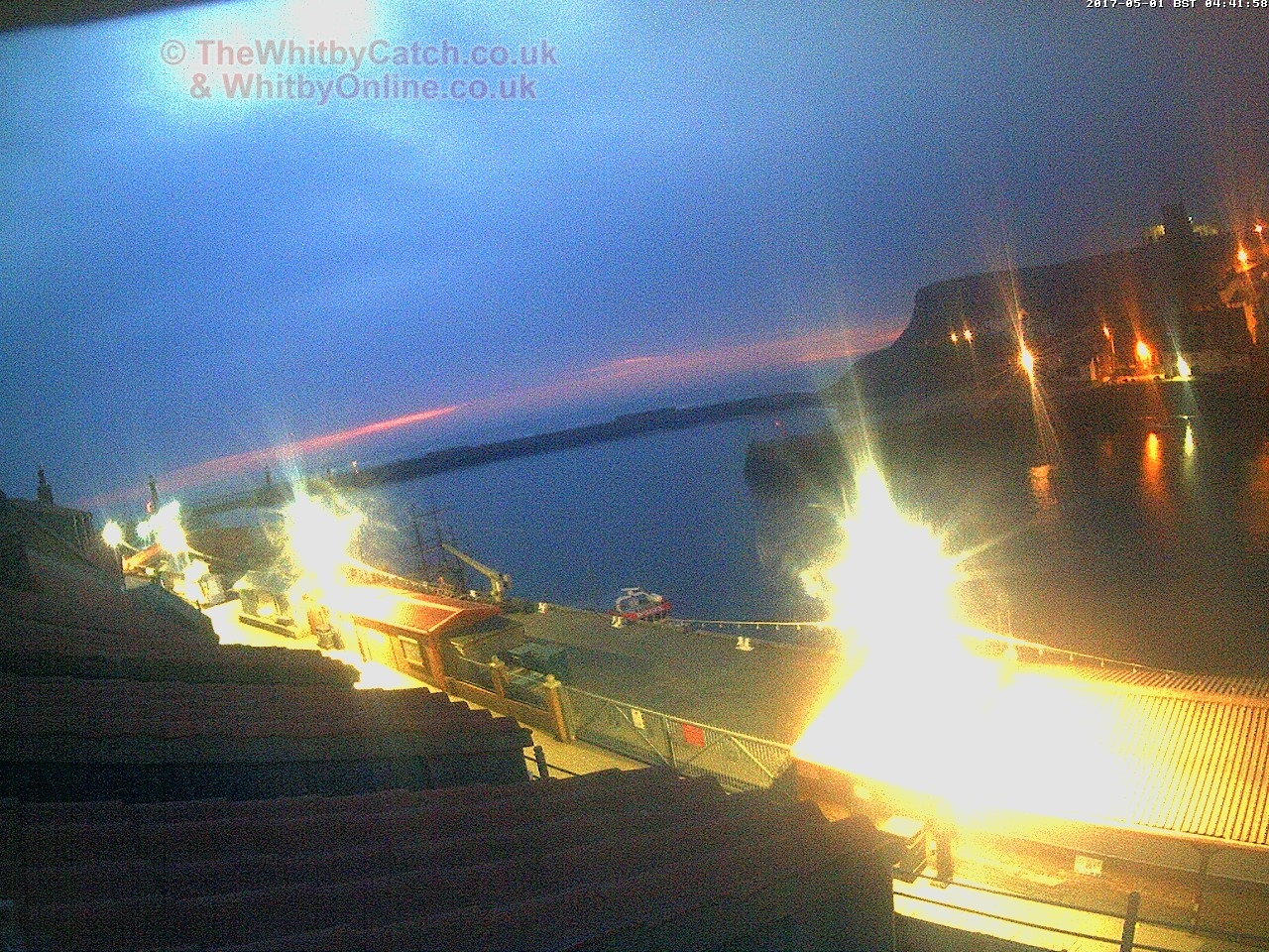 Whitby Mon 1st May 2017 04:42.