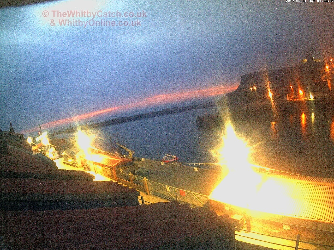 Whitby Mon 1st May 2017 04:45.