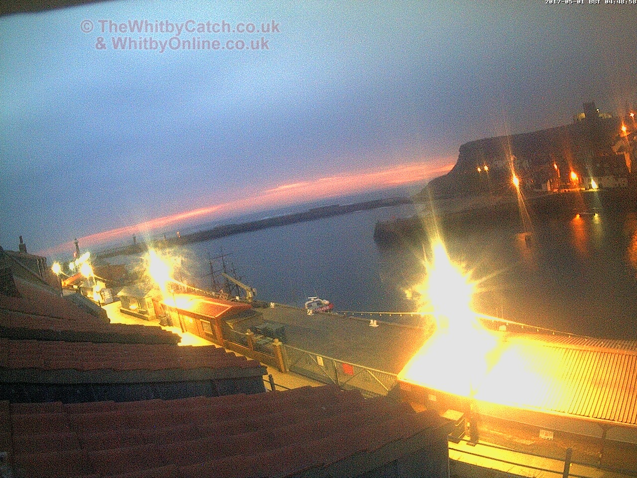 Whitby Mon 1st May 2017 04:49.