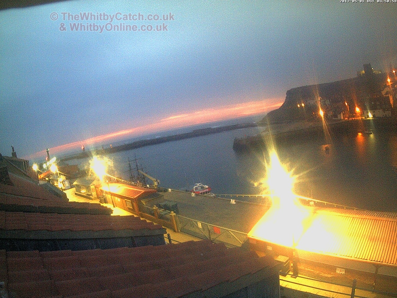 Whitby Mon 1st May 2017 04:51.