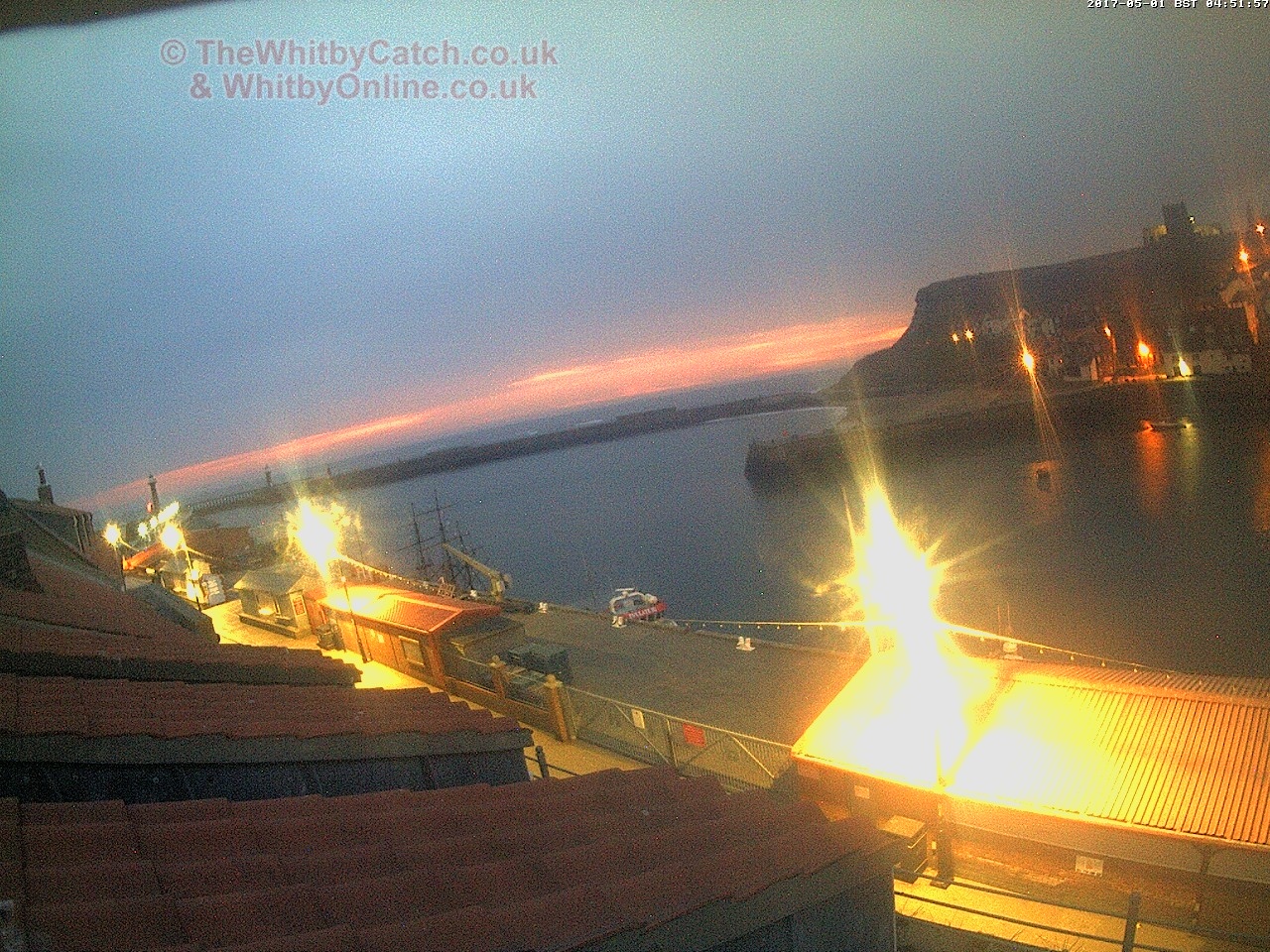 Whitby Mon 1st May 2017 04:52.