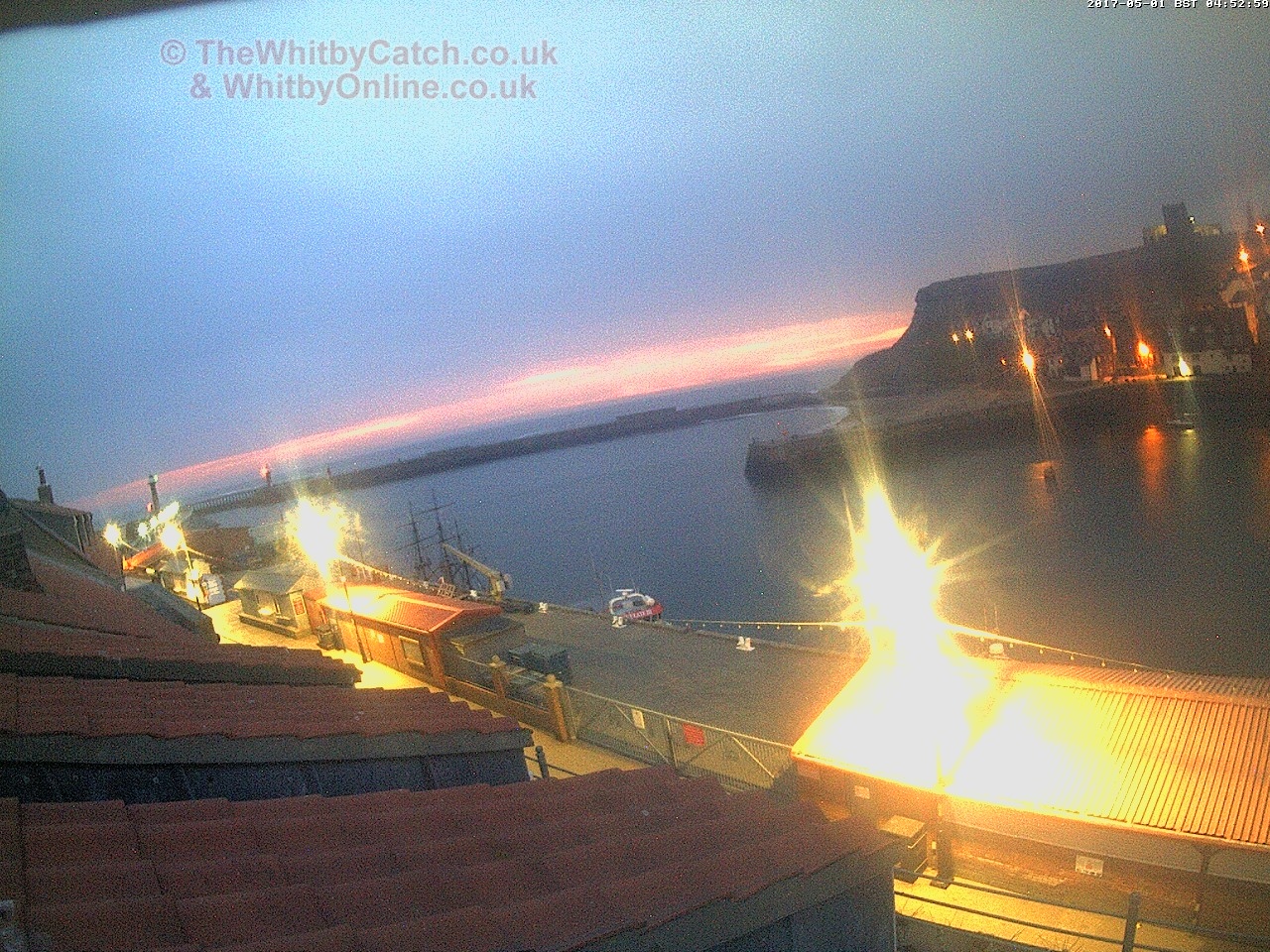 Whitby Mon 1st May 2017 04:53.
