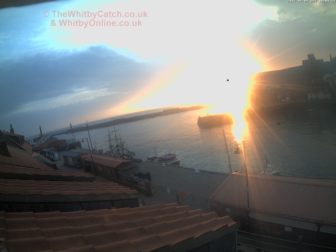 Whitby Mon 1st May 2017 06:02.