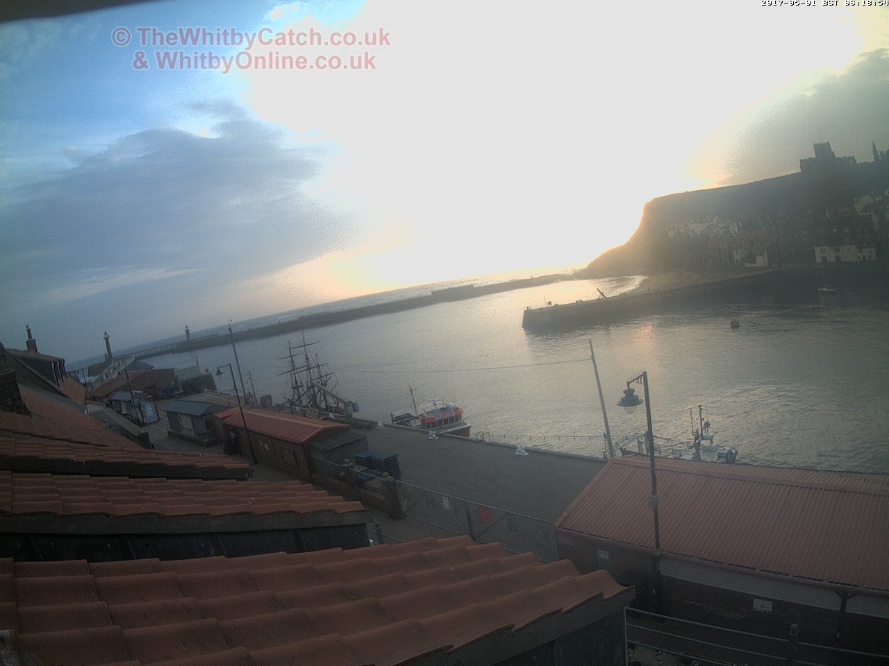 Whitby Mon 1st May 2017 06:19.