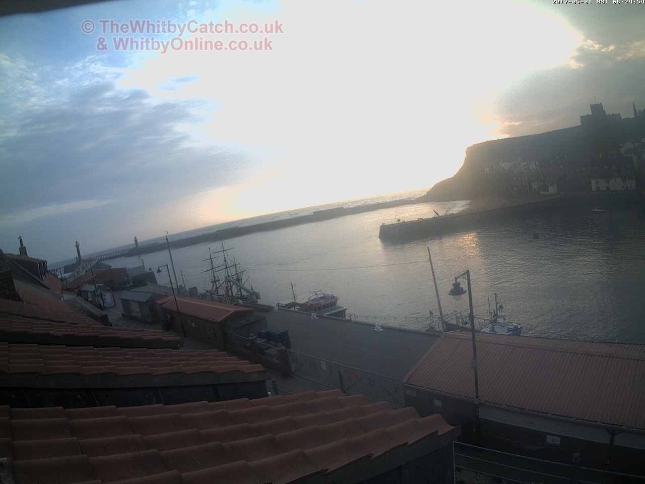 Whitby Mon 1st May 2017 06:25.