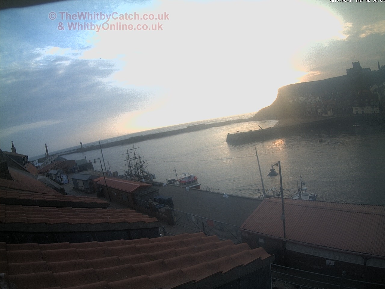 Whitby Mon 1st May 2017 06:26.