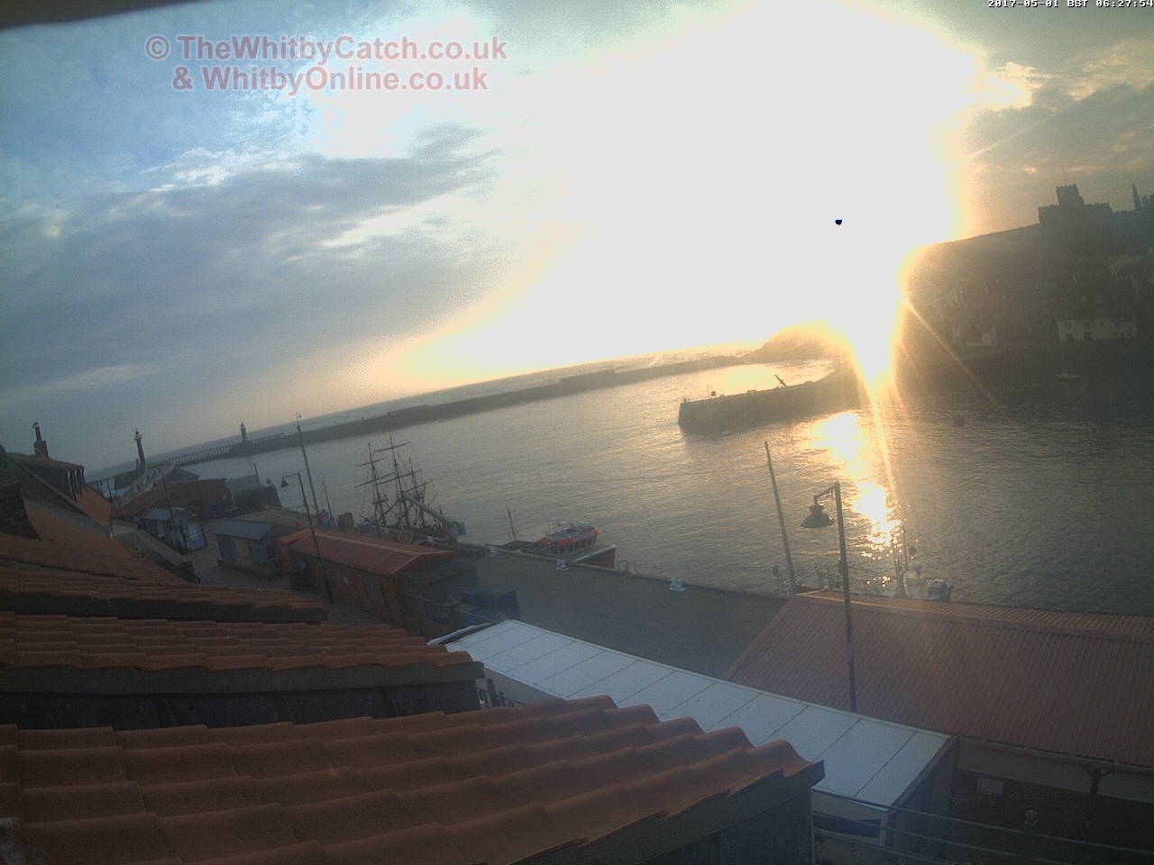 Whitby Mon 1st May 2017 06:28.
