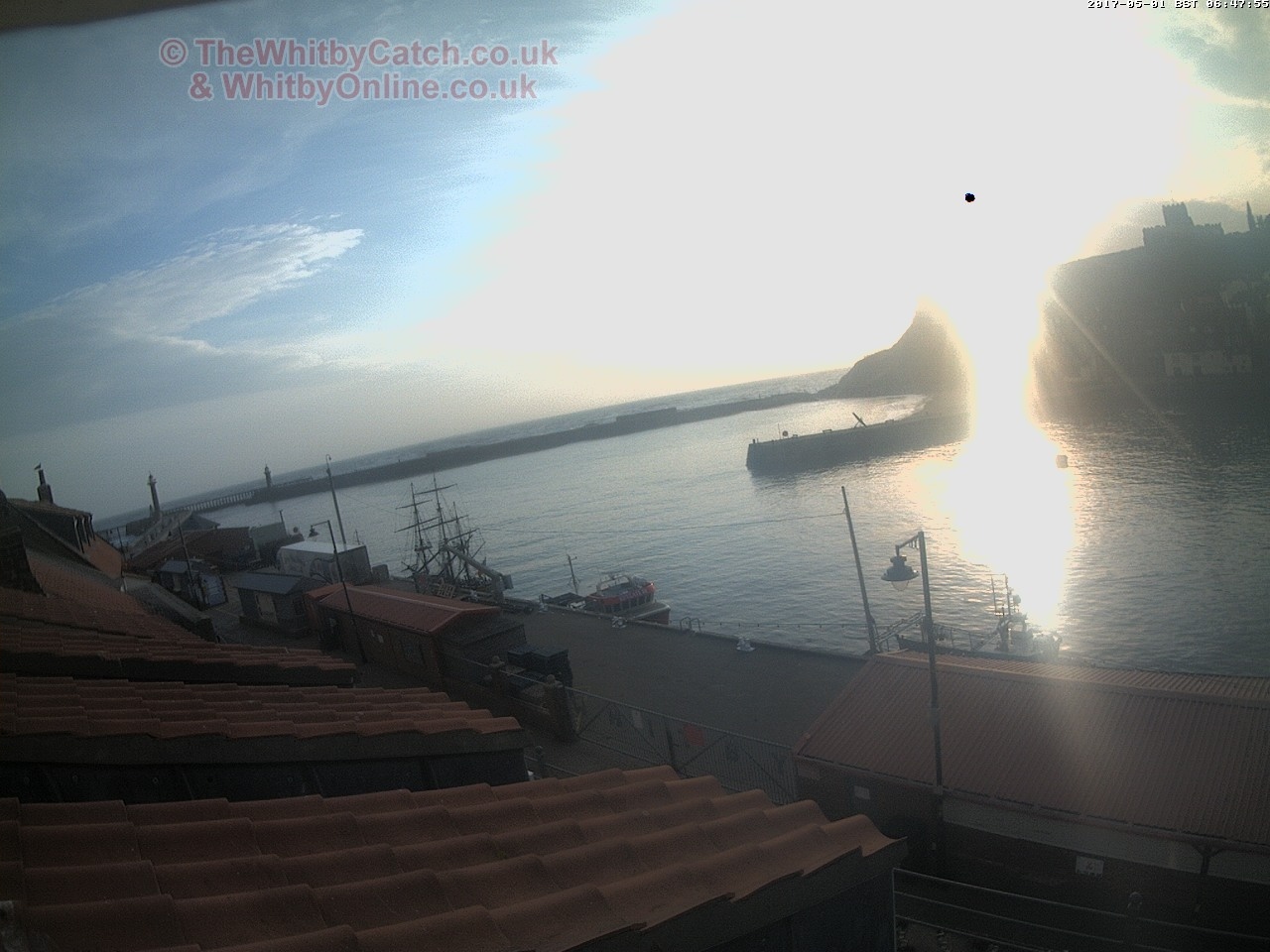 Whitby Mon 1st May 2017 06:48.