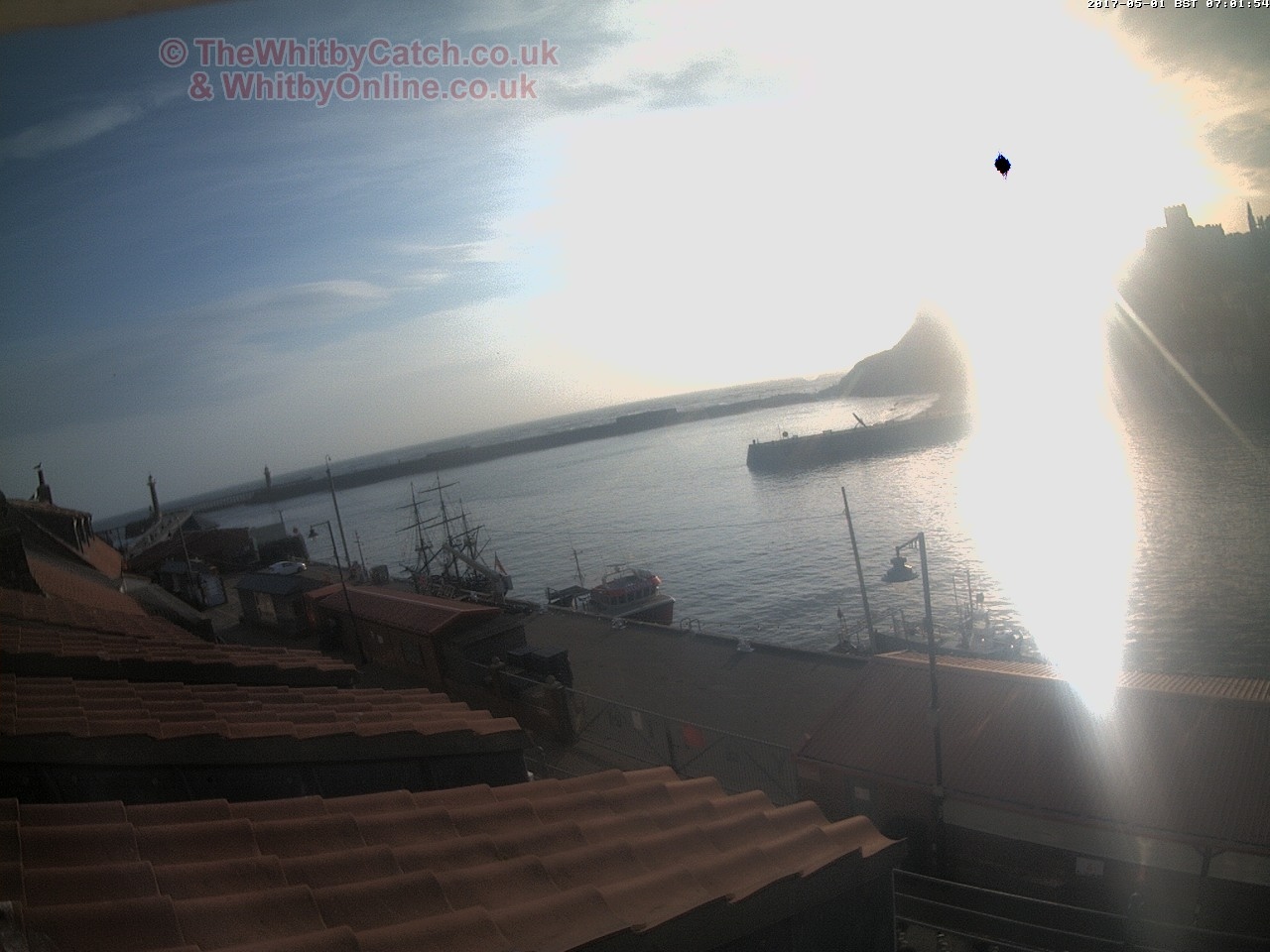 Whitby Mon 1st May 2017 07:02.