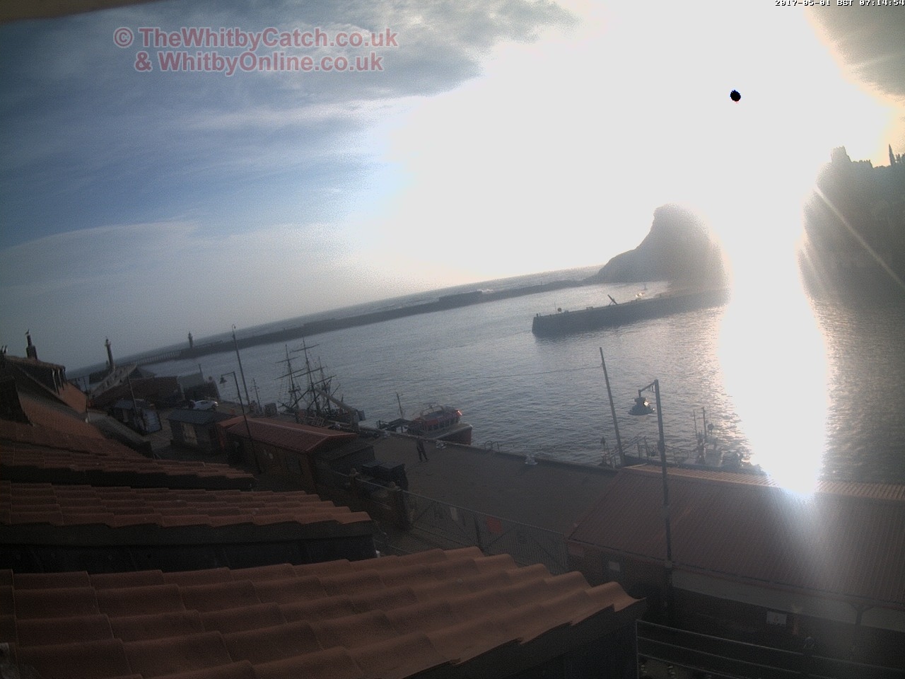 Whitby Mon 1st May 2017 07:15.