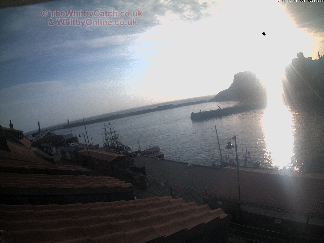 Whitby Mon 1st May 2017 07:16.