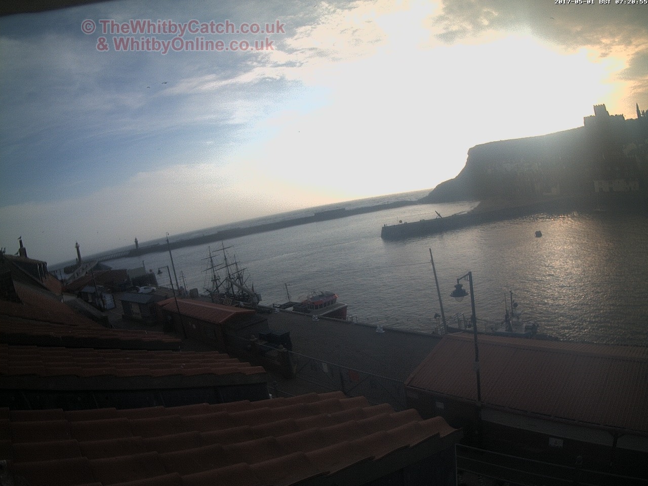 Whitby Mon 1st May 2017 07:21.