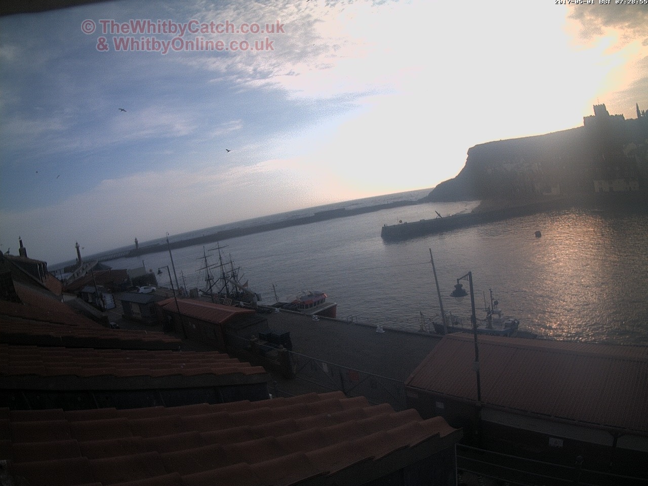 Whitby Mon 1st May 2017 07:29.