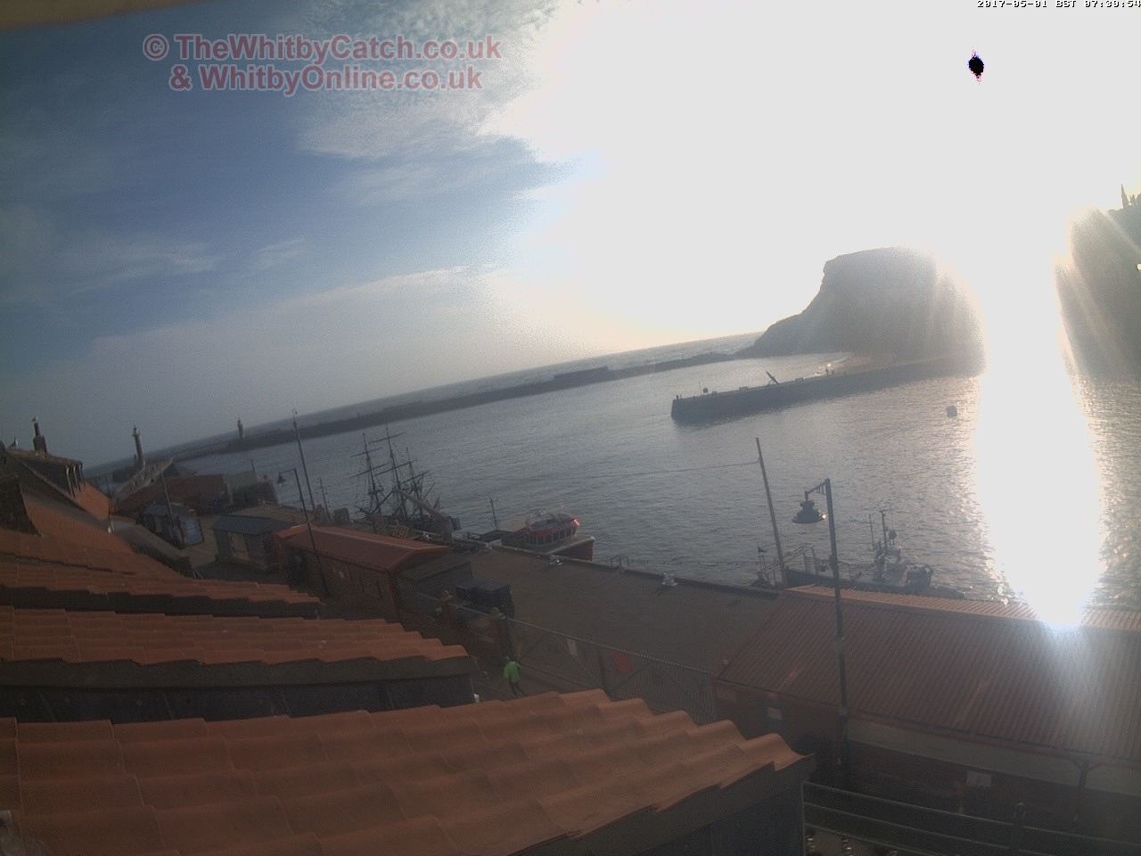 Whitby Mon 1st May 2017 07:40.