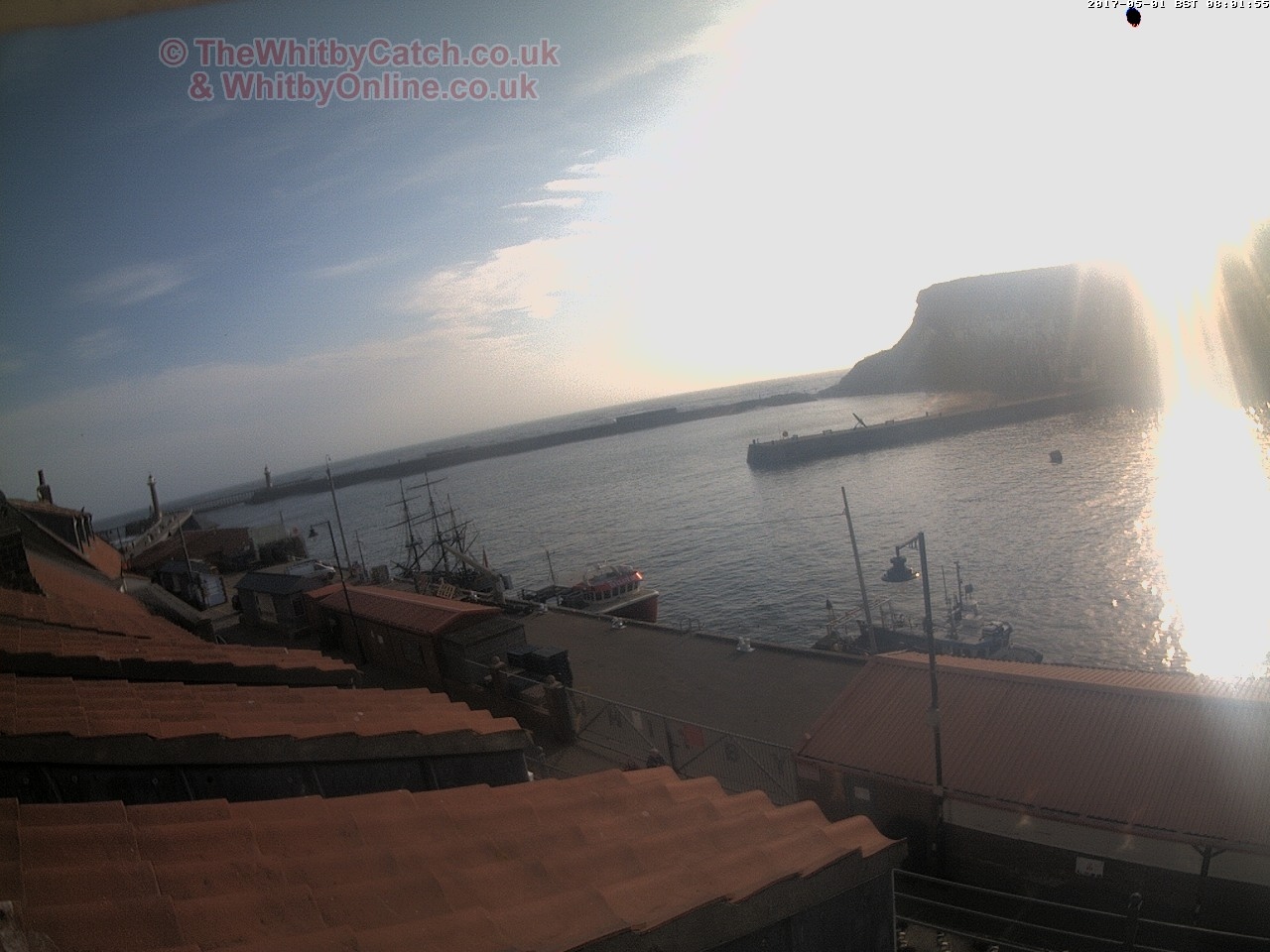 Whitby Mon 1st May 2017 08:02.