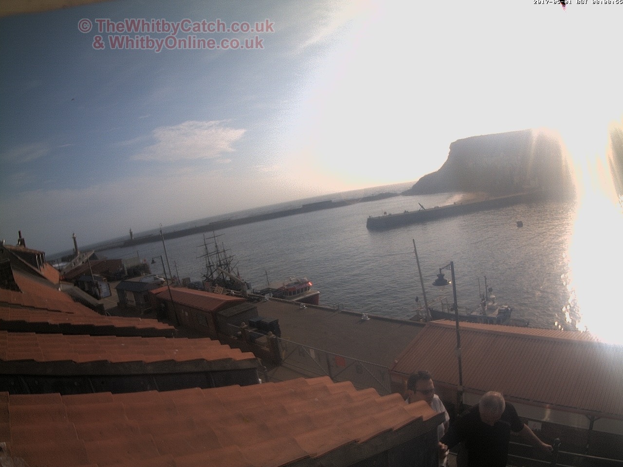 Whitby Mon 1st May 2017 08:09.