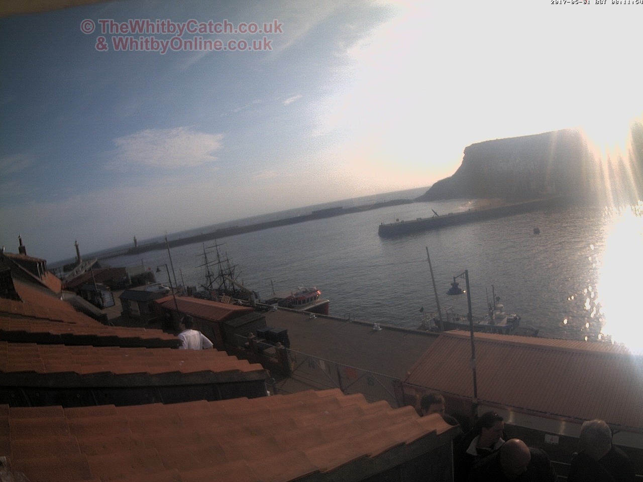 Whitby Mon 1st May 2017 08:12.
