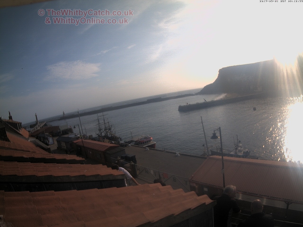 Whitby Mon 1st May 2017 08:13.