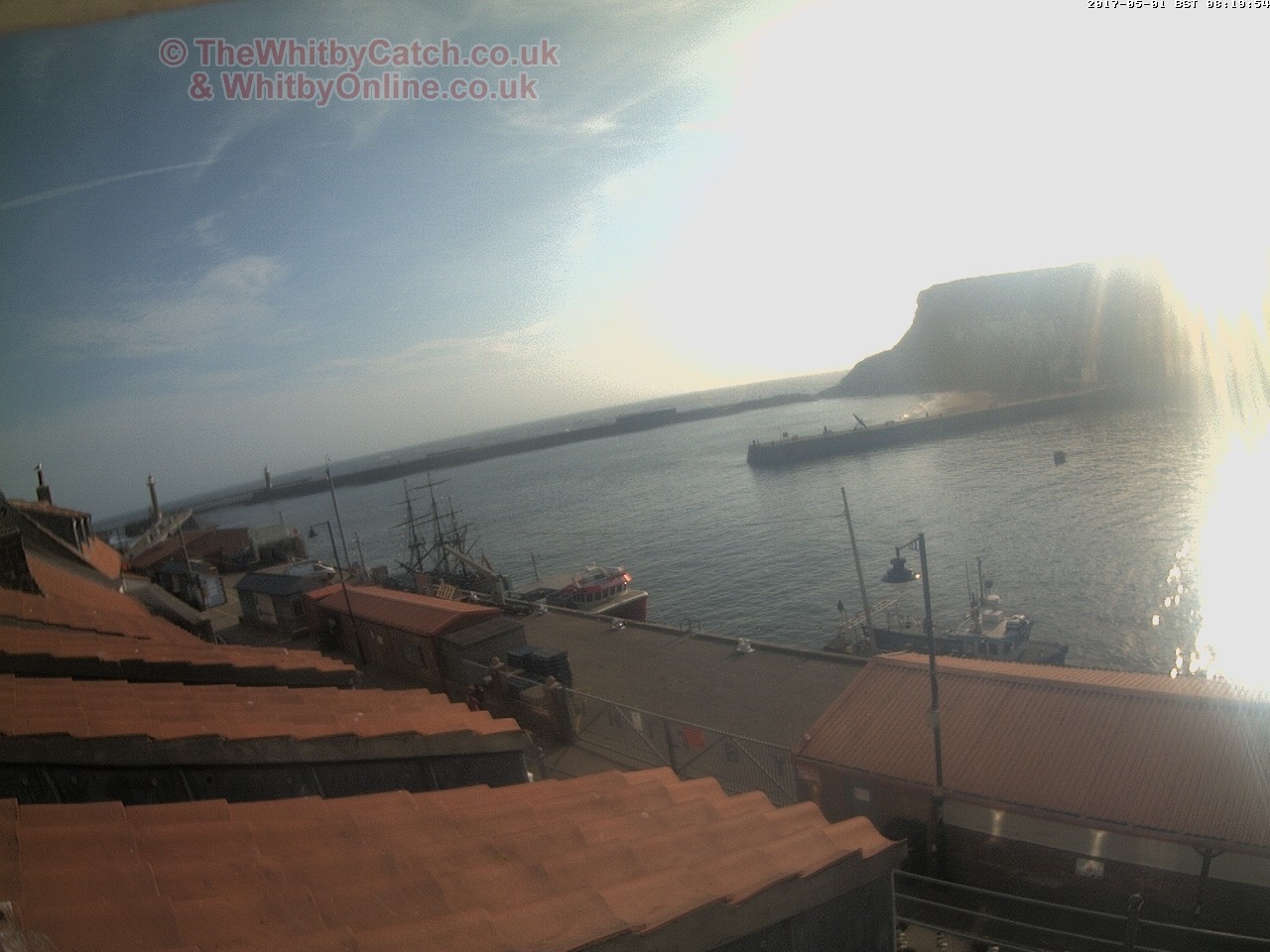 Whitby Mon 1st May 2017 08:20.