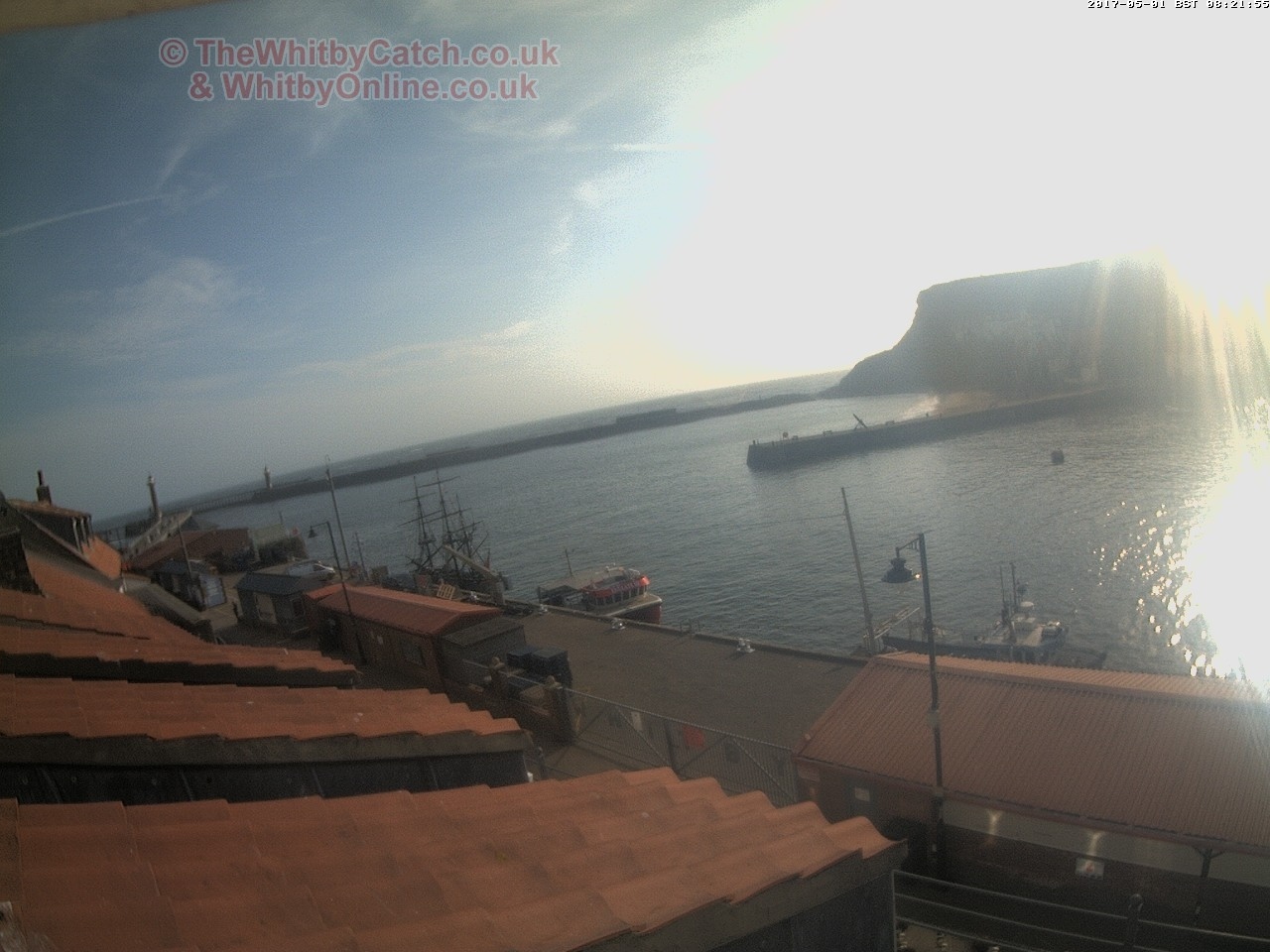 Whitby Mon 1st May 2017 08:22.