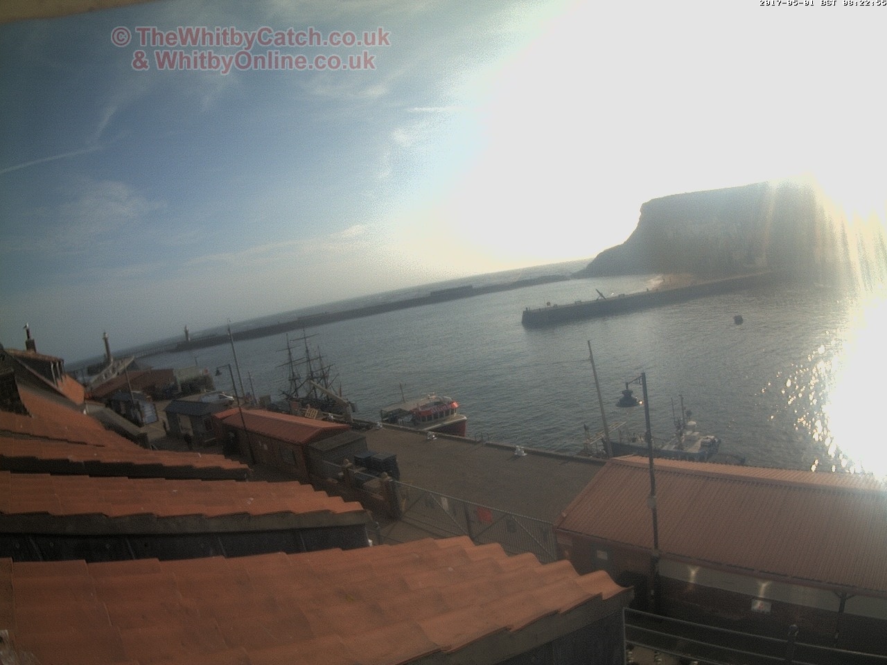 Whitby Mon 1st May 2017 08:23.