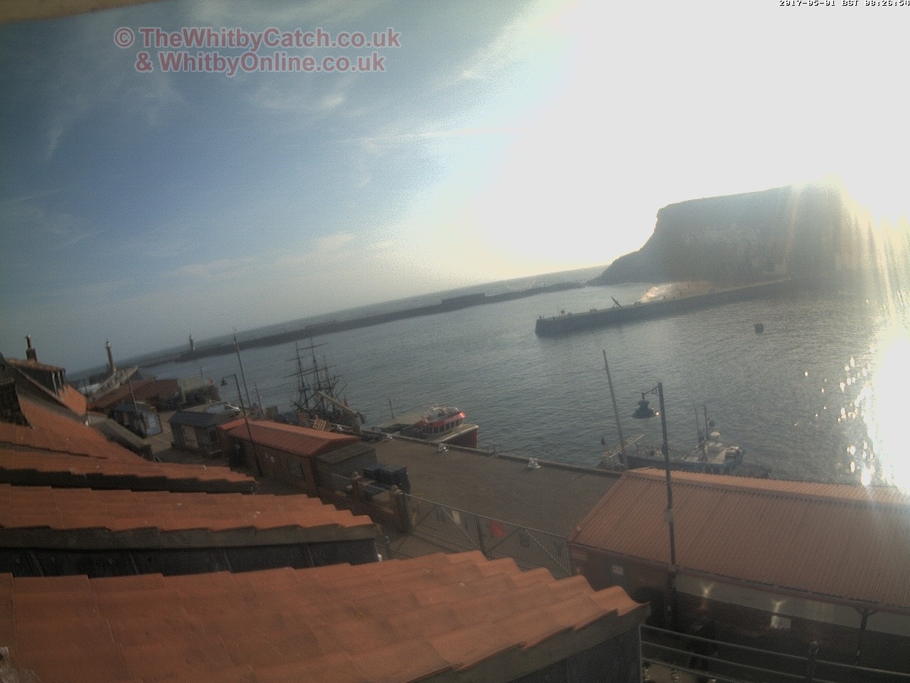 Whitby Mon 1st May 2017 08:27.
