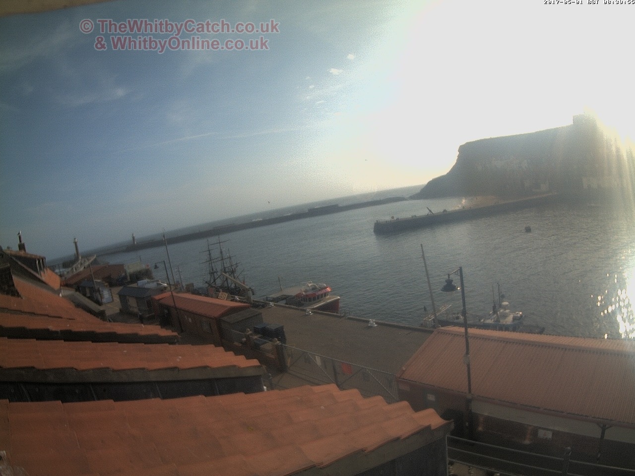 Whitby Mon 1st May 2017 08:40.