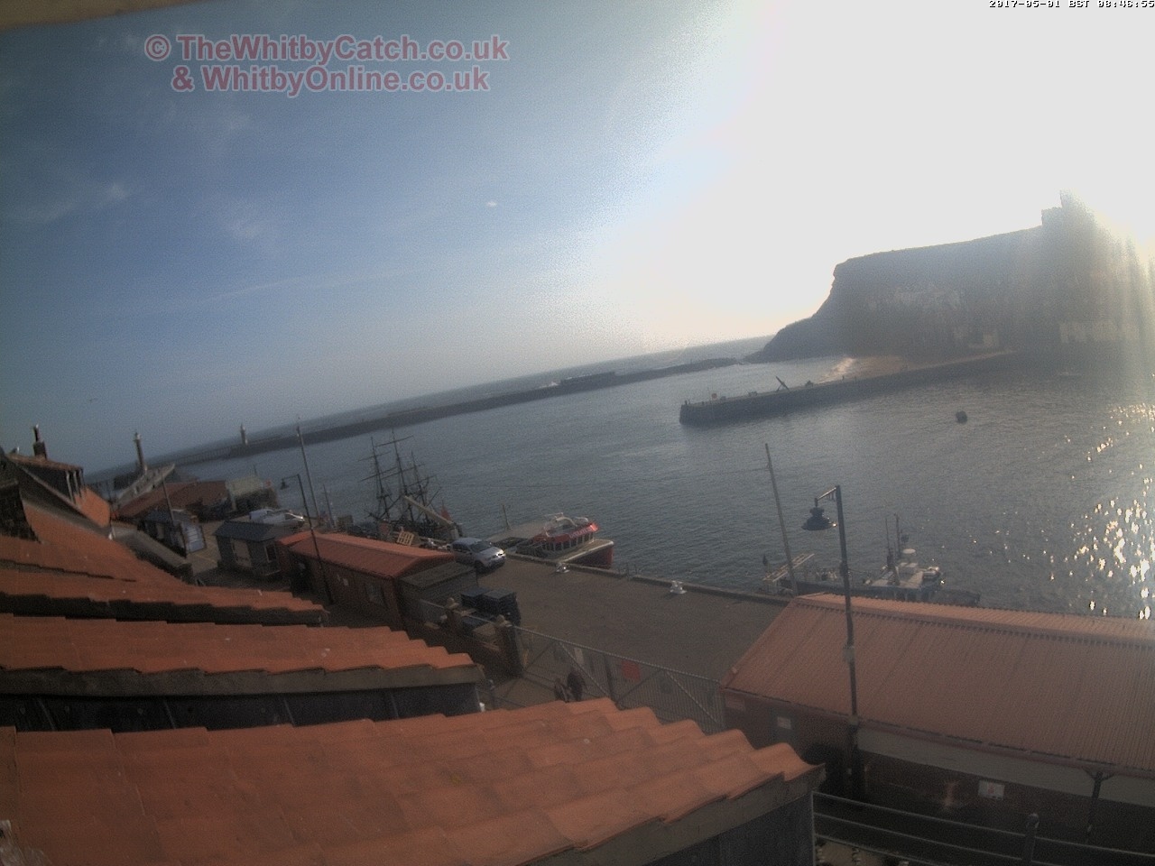 Whitby Mon 1st May 2017 08:47.