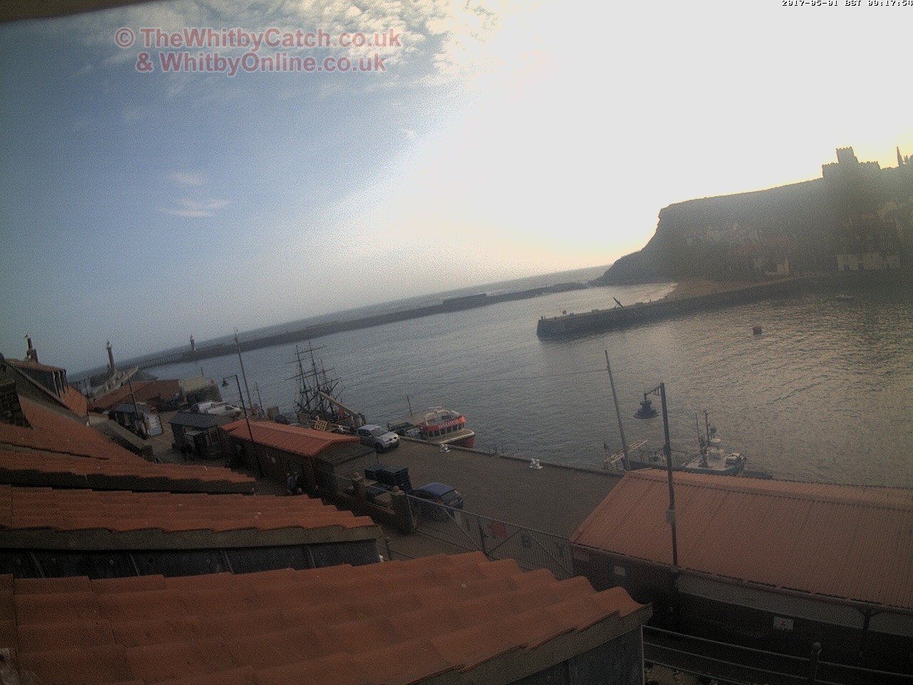 Whitby Mon 1st May 2017 09:18.
