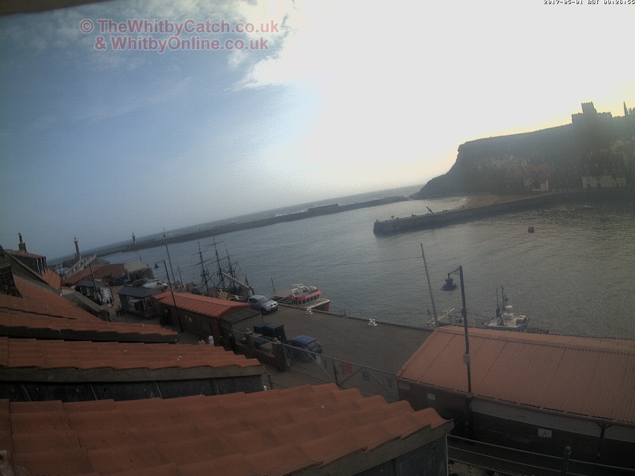 Whitby Mon 1st May 2017 09:27.
