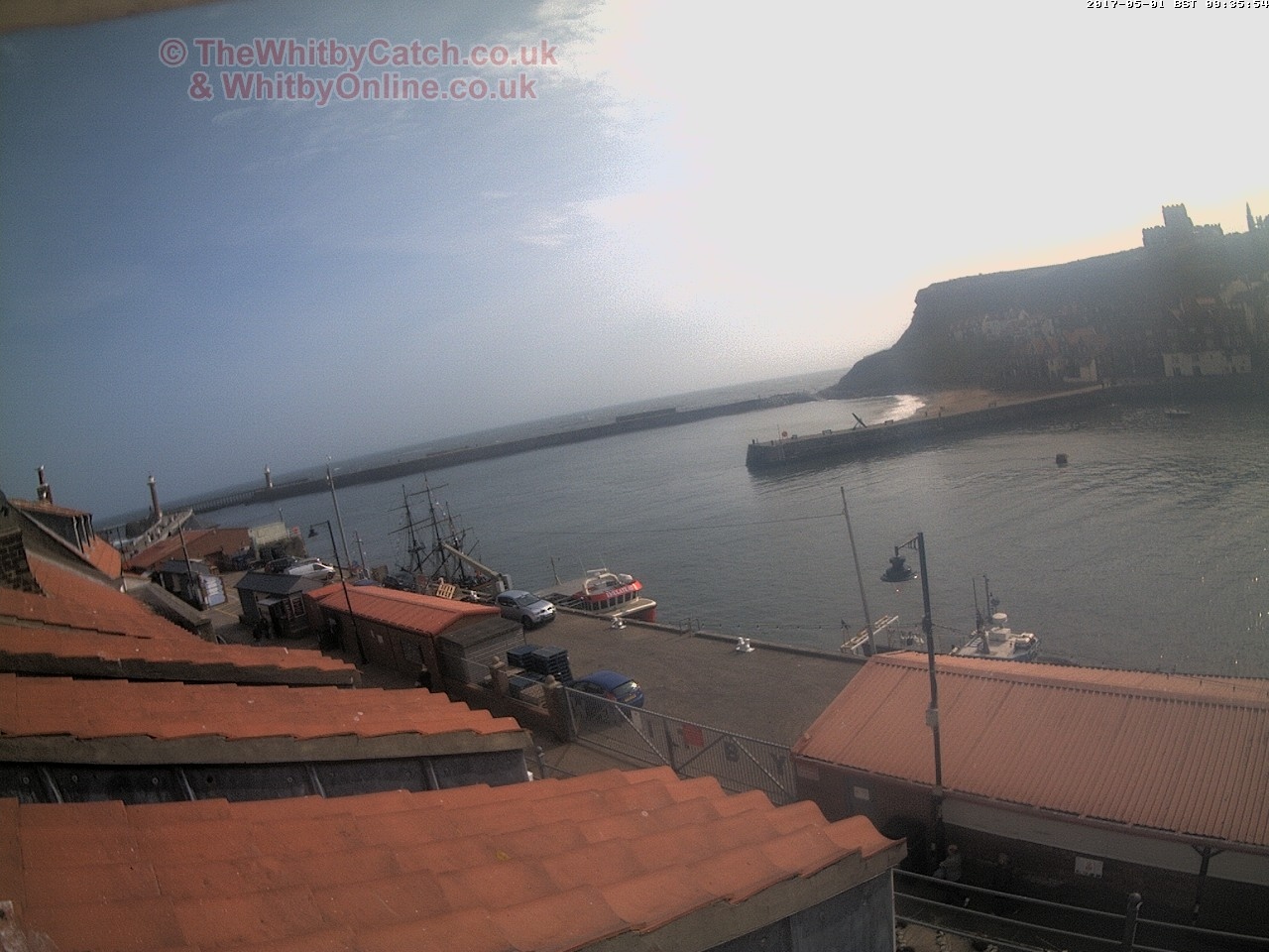 Whitby Mon 1st May 2017 09:36.