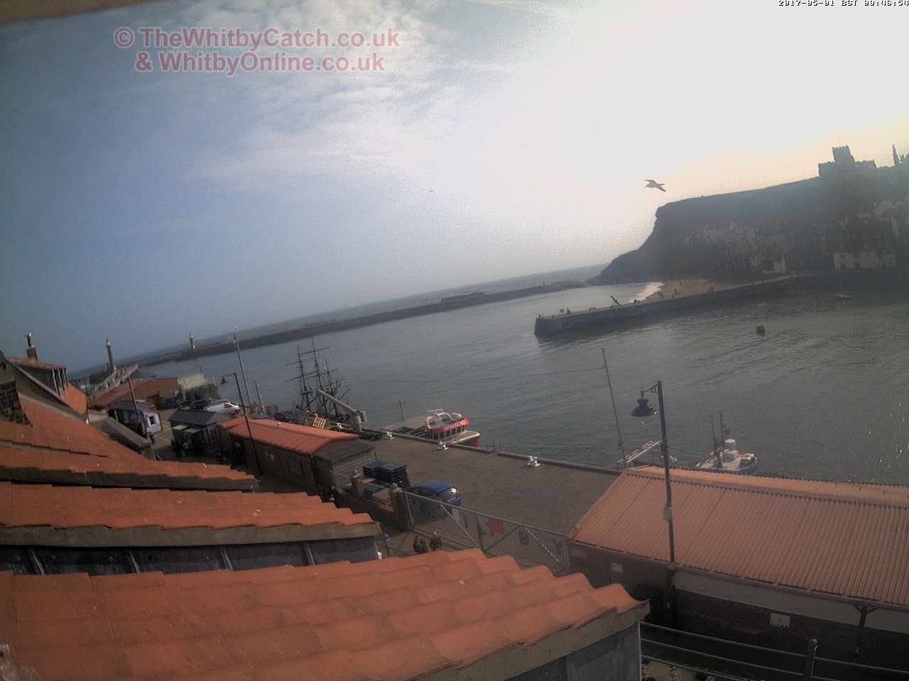 Whitby Mon 1st May 2017 09:47.