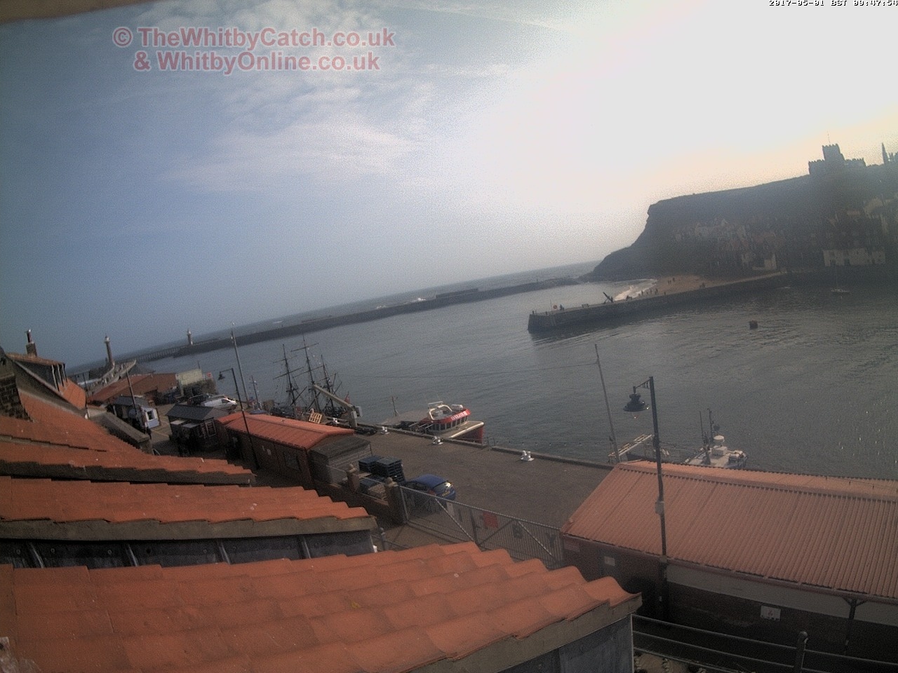 Whitby Mon 1st May 2017 09:48.