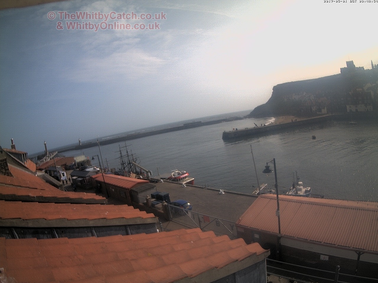 Whitby Mon 1st May 2017 09:49.
