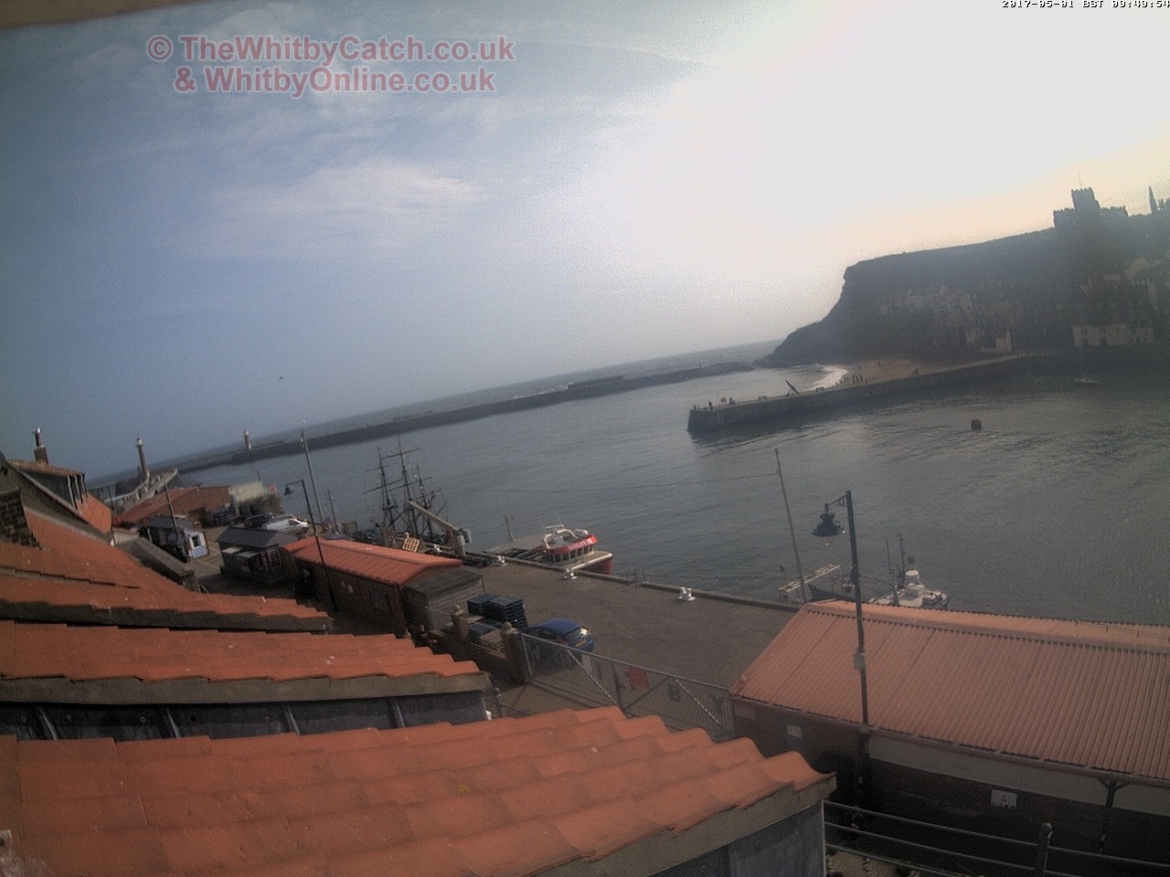 Whitby Mon 1st May 2017 09:50.