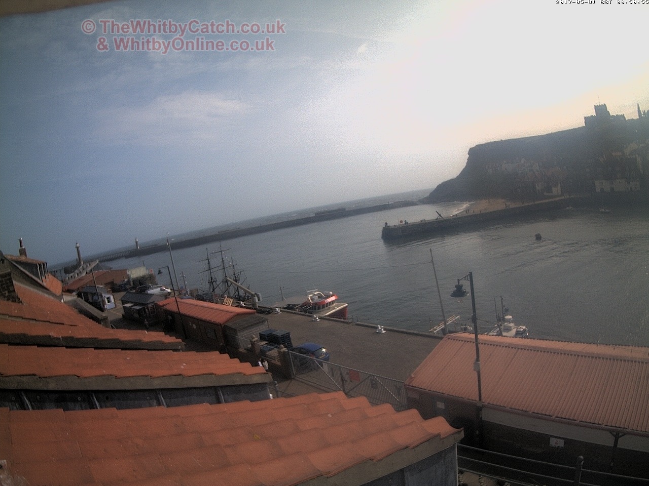 Whitby Mon 1st May 2017 09:51.
