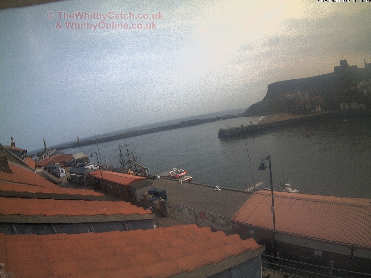 Whitby Mon 1st May 2017 10:19.