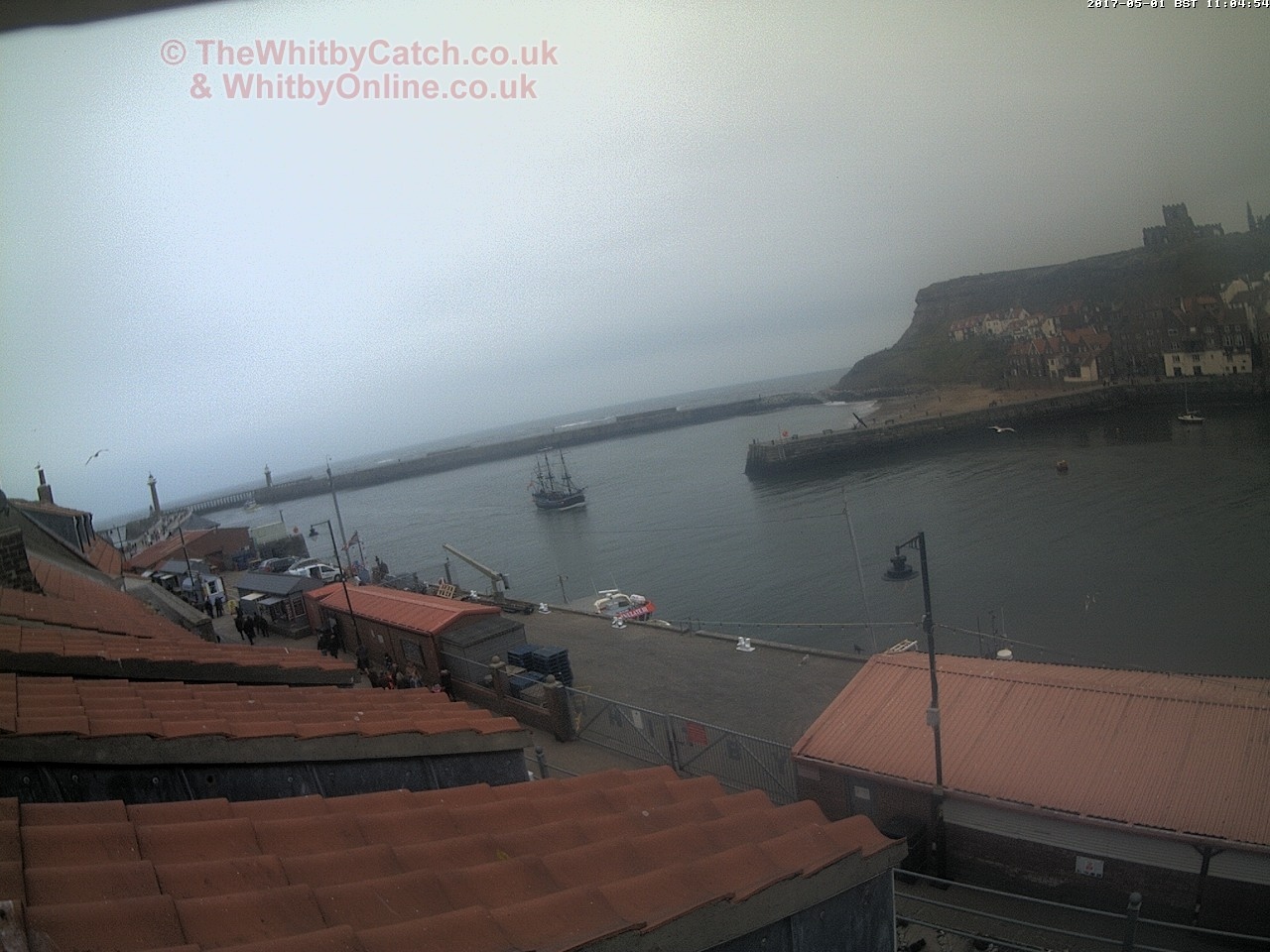 Whitby Mon 1st May 2017 11:05.