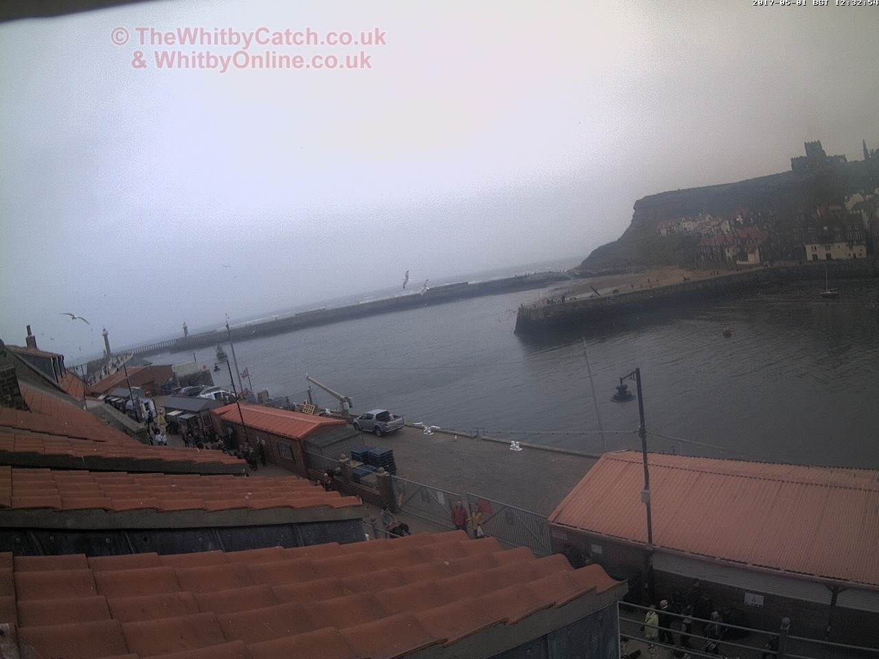 Whitby Mon 1st May 2017 12:33.
