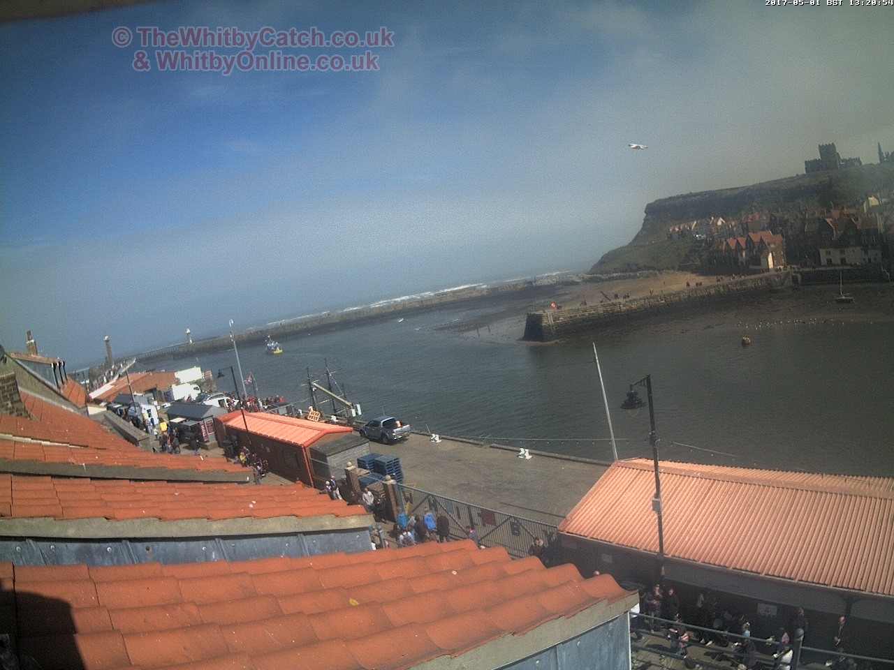 Whitby Mon 1st May 2017 13:21.