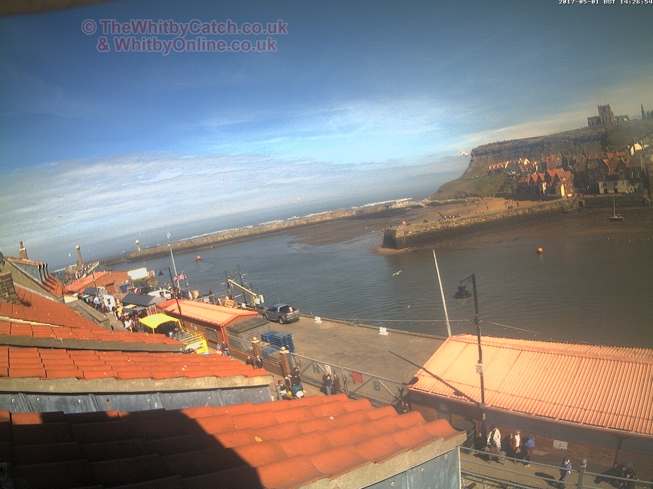 Whitby Mon 1st May 2017 14:27.
