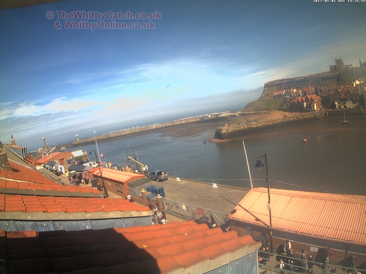 Whitby Mon 1st May 2017 14:36.